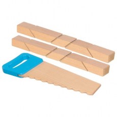 58377-drevena-pilka-pro-maleho-truhlare