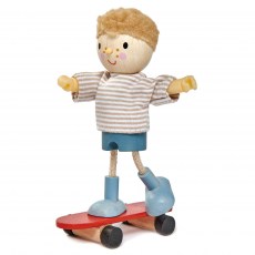 TL8145_edward_a_skateboard_tender_leaf_toys_01