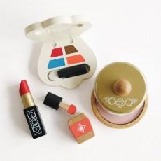 TV293_kosmeticka_taska_s_doplnky
